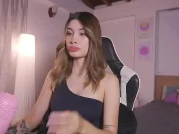 Entertain your itch for girls livestreamers with our collection of stunning models, skilled in the art of temptation and delight.
