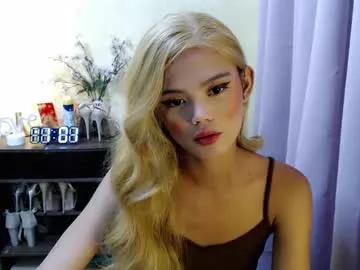 Entertain your itch for girls livestreamers with our collection of stunning models, skilled in the art of temptation and delight.