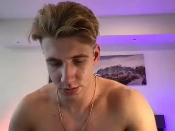 tallhung_fitspicy from Chaturbate is Freechat