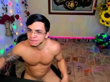 Photos of themuscularvenezuelanman from Chaturbate is Freechat