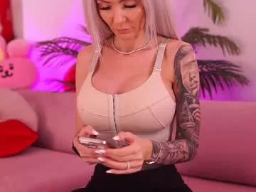 Entertain your itch for girls livestreamers with our collection of stunning models, skilled in the art of temptation and delight.
