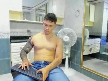 thomas_moon_ from Chaturbate is Freechat