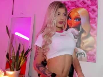 Entertain your itch for girls livestreamers with our collection of stunning models, skilled in the art of temptation and delight.