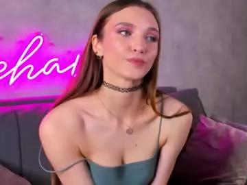 virdjinia_green from Chaturbate is Freechat