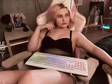 Entertain your itch for girls livestreamers with our collection of stunning models, skilled in the art of temptation and delight.