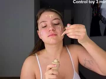 yasyaaa from Chaturbate
