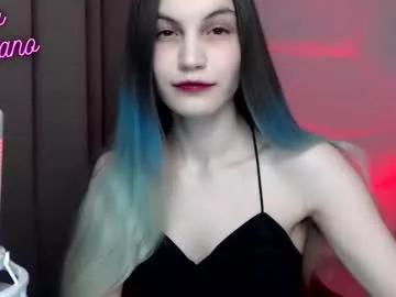 Entertain your itch for girls livestreamers with our collection of stunning models, skilled in the art of temptation and delight.