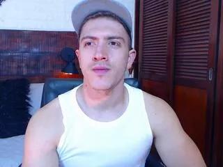 alan_ferrer from Flirt4Free is Freechat