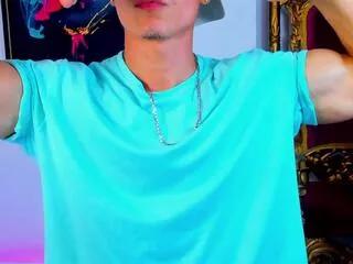 Photos of alex_clinton from Flirt4Free is Freechat