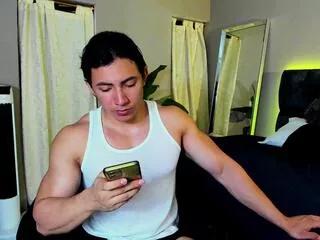 alexander_classy from Flirt4Free is Freechat