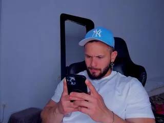 andrew_corey from Flirt4Free is Freechat