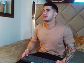 angel_falconer from Flirt4Free is Freechat