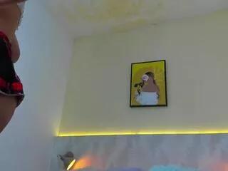 Entertain your itch for girls livestreamers with our collection of stunning models, skilled in the art of temptation and delight.