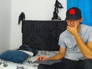 ansel_alex from Flirt4Free is Freechat