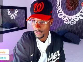 aron_collins from Flirt4Free is Freechat
