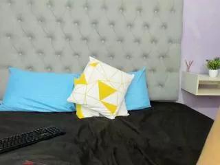 Entertain your itch for girls livestreamers with our collection of stunning models, skilled in the art of temptation and delight.