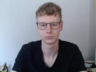 charley_parks from Flirt4Free is Freechat