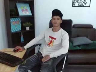 charlie_oconnor from Flirt4Free is Freechat
