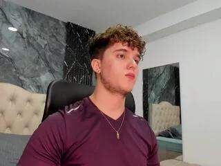 damian_klart from Flirt4Free is Freechat