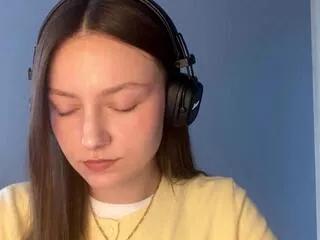 Photos of emilie_helmuth from Flirt4Free is Freechat