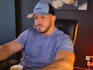 erick_angelo from Flirt4Free is Freechat