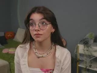 erlina_compston from Flirt4Free is Freechat