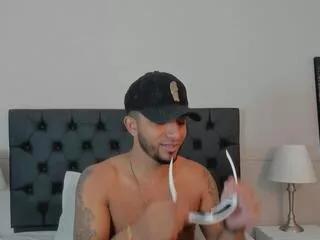 jax_maxwell from Flirt4Free is Freechat