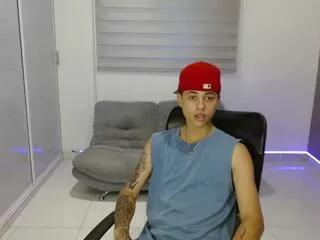 julian_stonee from Flirt4Free is Freechat