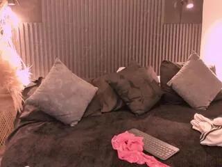 julieta_sossa from Flirt4Free is Freechat