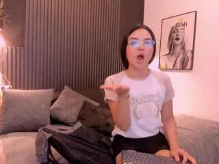 julieta_sossa from Flirt4Free is Freechat