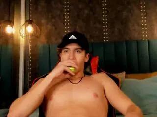 kael_brown from Flirt4Free is Freechat