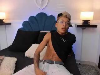 kayro_steel from Flirt4Free is Freechat