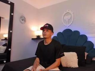kayro_steel from Flirt4Free is Freechat