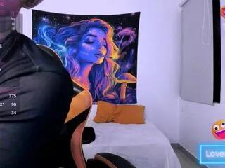 liian_brown from Flirt4Free is Freechat