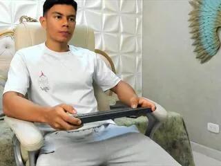 logan_jackson from Flirt4Free is Freechat