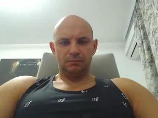lord_chris from Flirt4Free is Freechat