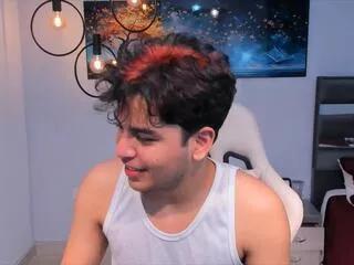 lord_mackhenzy from Flirt4Free is Freechat