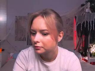 luna_luxy from Flirt4Free is Freechat