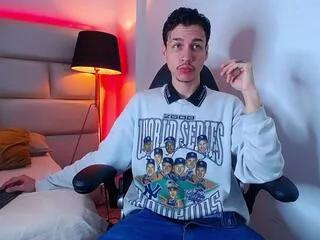 marcus_hanks from Flirt4Free is Freechat