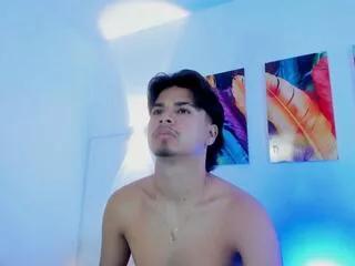 mathew_adamss from Flirt4Free is Freechat