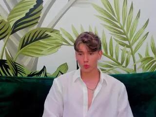 matthew_bieber from Flirt4Free is Freechat