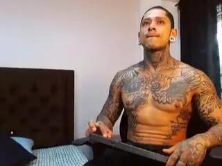 mike_joness from Flirt4Free is Freechat
