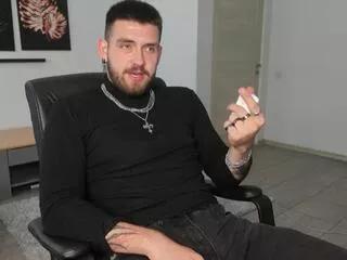 mike_platano from Flirt4Free is Freechat