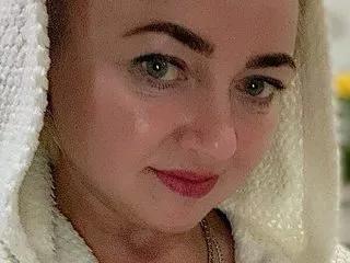 milax from Flirt4Free is Freechat