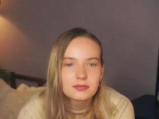 nina_falcone from Flirt4Free is Freechat