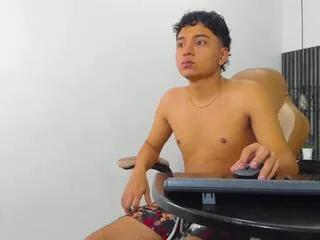 noah_saimon from Flirt4Free is Freechat