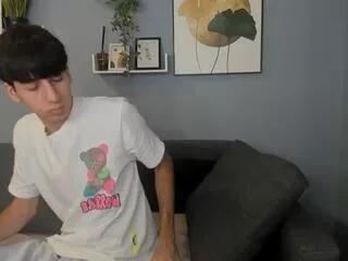 quentin_blake from Flirt4Free is Freechat