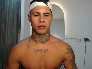 seth_bllack from Flirt4Free is Freechat