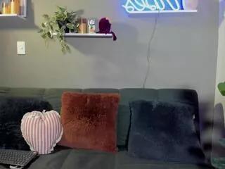 susie_stark from Flirt4Free is Freechat