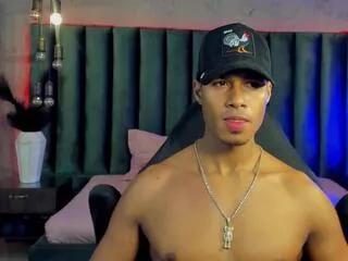 taylor_sullivan from Flirt4Free is Freechat
